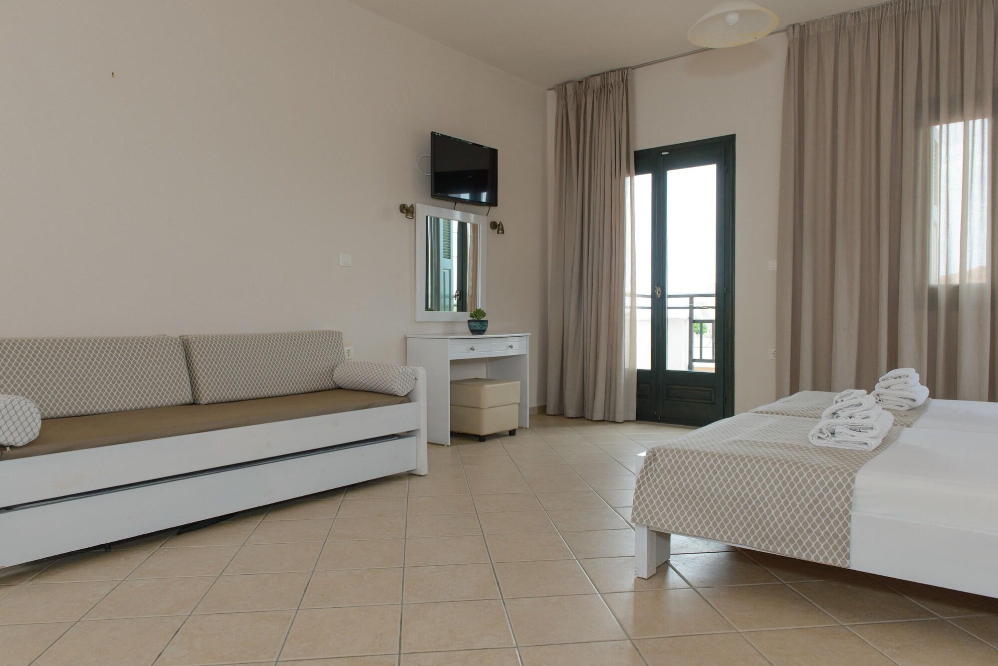 So Nice Hotel Μαραθόκαμπος Εξωτερικό φωτογραφία