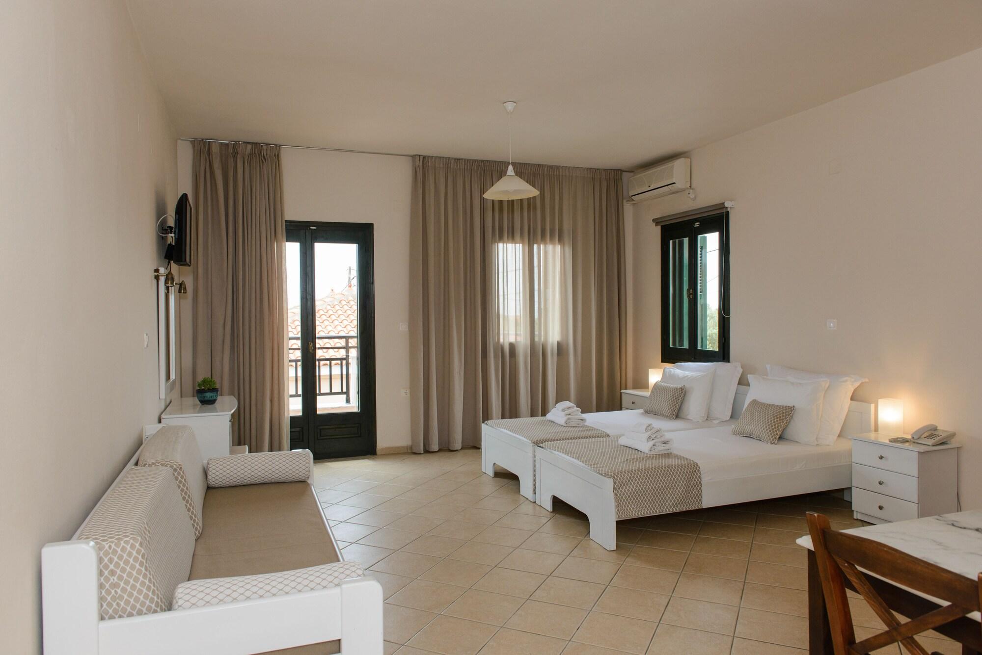 So Nice Hotel Μαραθόκαμπος Εξωτερικό φωτογραφία