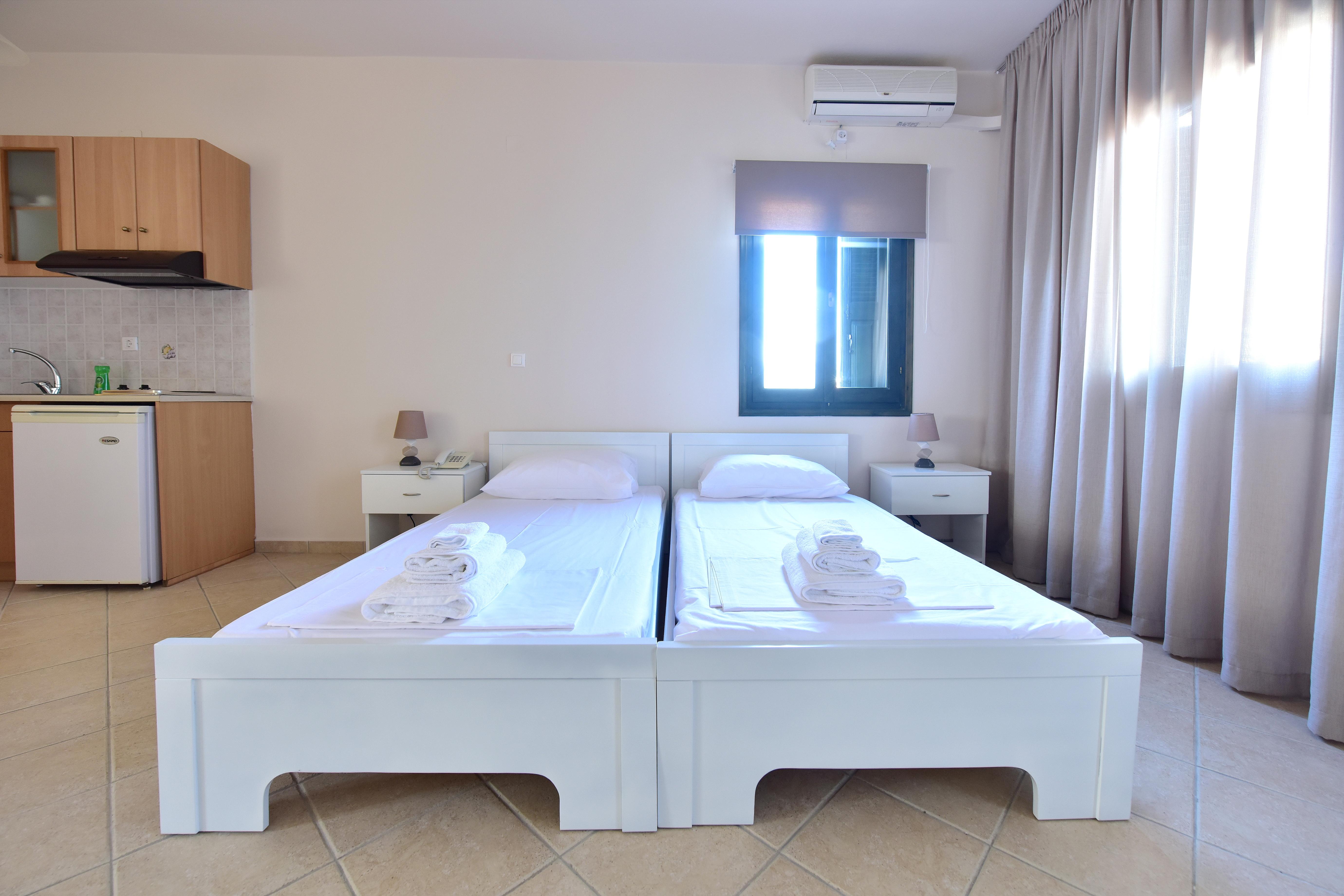 So Nice Hotel Μαραθόκαμπος Εξωτερικό φωτογραφία