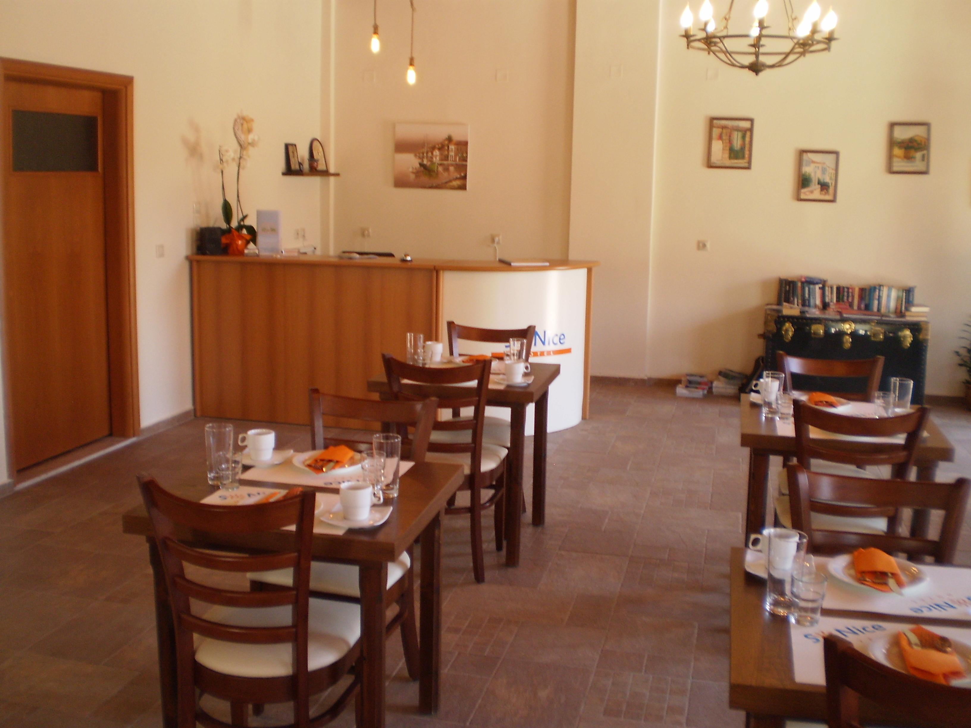 So Nice Hotel Μαραθόκαμπος Εξωτερικό φωτογραφία