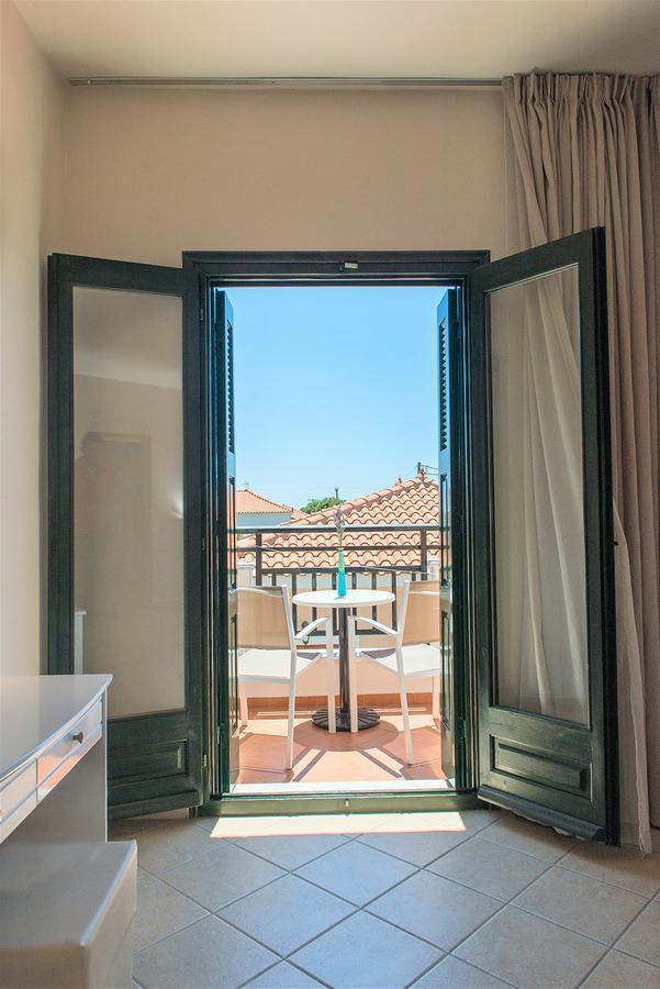 So Nice Hotel Μαραθόκαμπος Εξωτερικό φωτογραφία