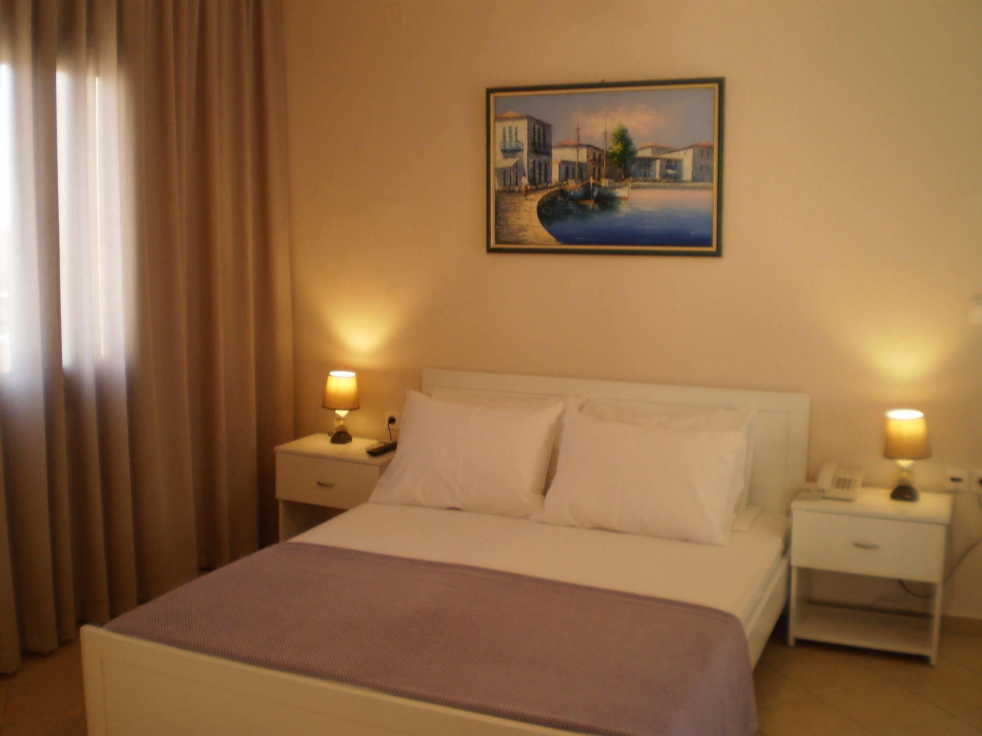So Nice Hotel Μαραθόκαμπος Εξωτερικό φωτογραφία