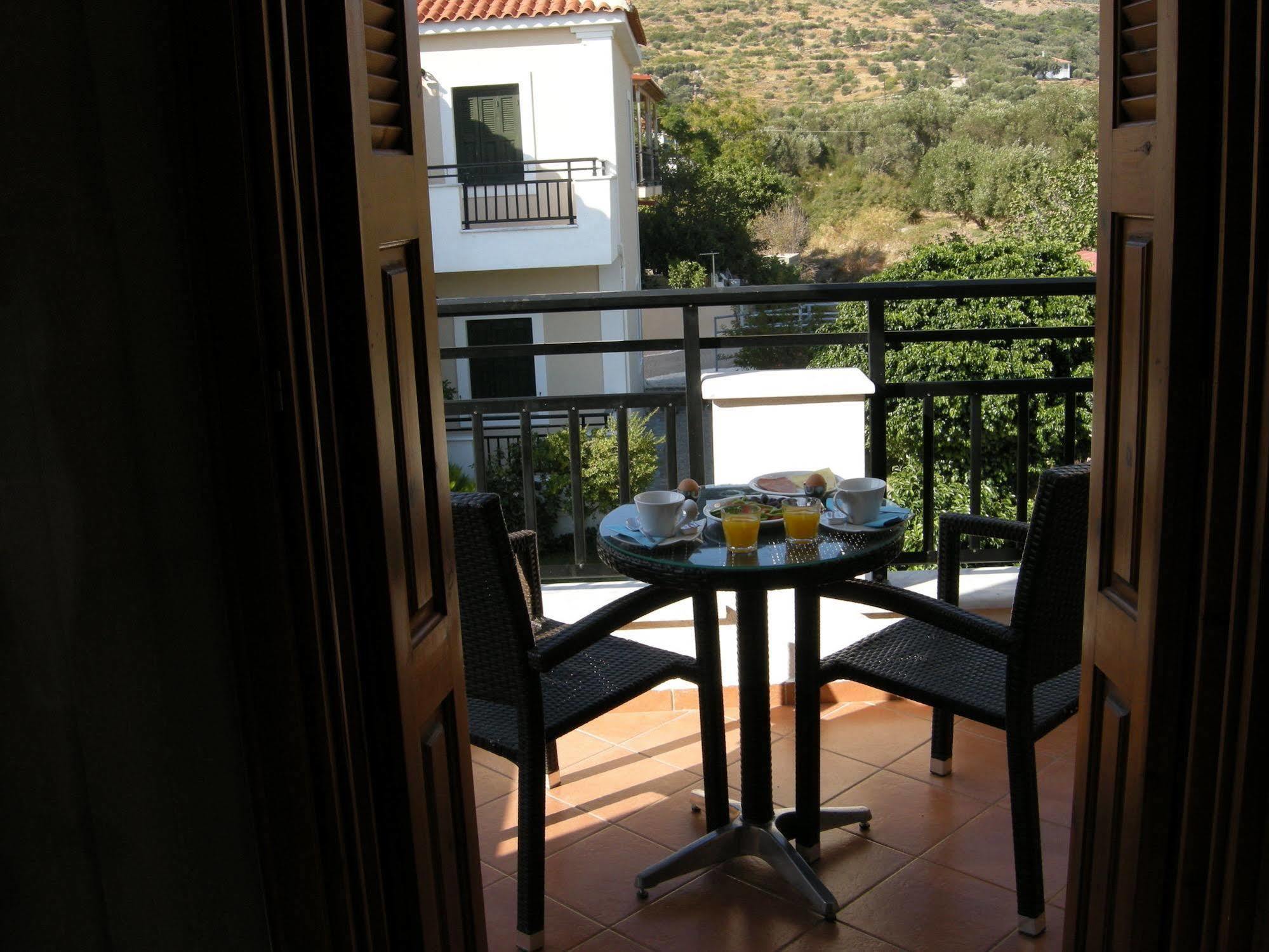 So Nice Hotel Μαραθόκαμπος Εξωτερικό φωτογραφία