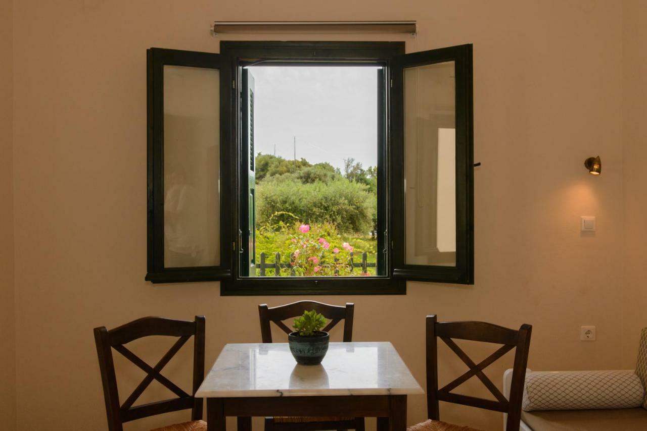 So Nice Hotel Μαραθόκαμπος Εξωτερικό φωτογραφία